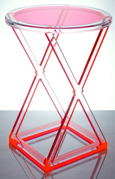 創(chuàng)意有機玻璃桌子