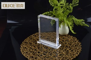 高端定制有機(jī)玻璃相框